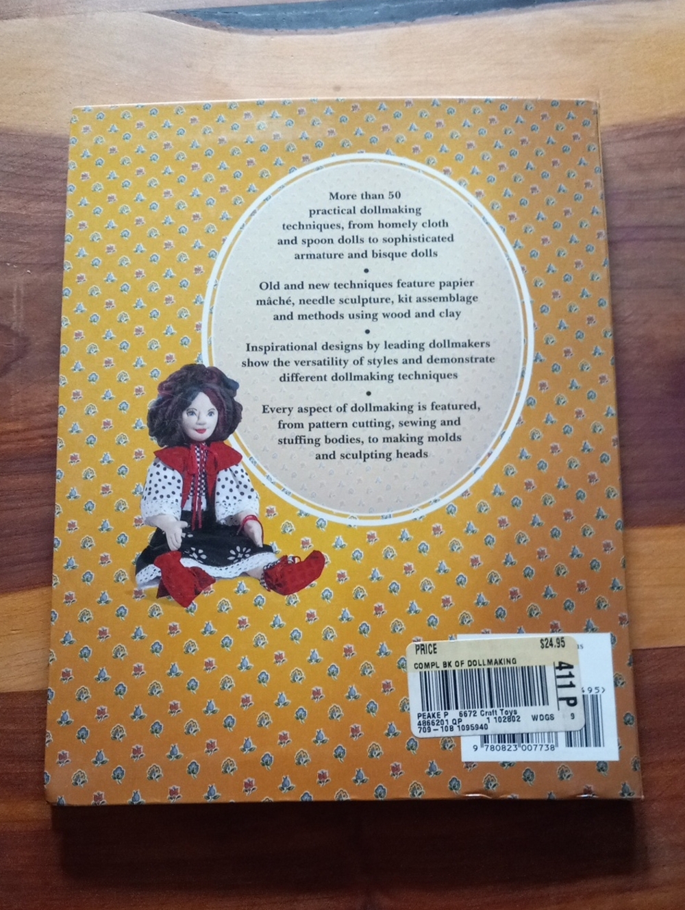 The Complete Book of Dollmaking by Pamela Peake - Blue & Yellow Cover - Picture 3 of 8